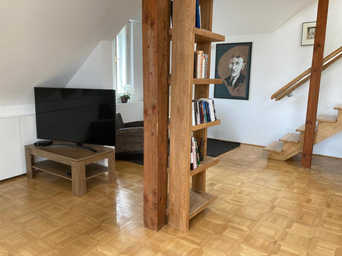 Vynimocny Apartman V Staromestskej Vile S Vyhladom Na Hrad Bratysława Zewnętrze zdjęcie